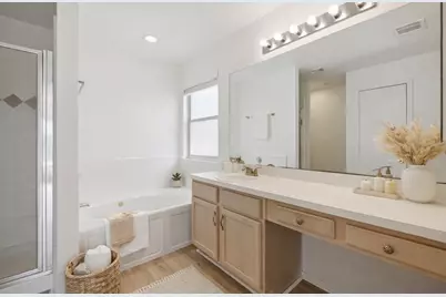 1611 Sunnycrest Circle, New Braunfels, TX 78130 - Photo 11