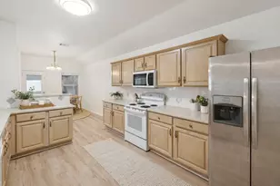 1611 Sunnycrest Cir, New Braunfels, TX 78130 - Photo 5