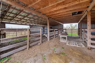 1350 Co Rd 414, Jonesboro, TX 76538 - Photo 37