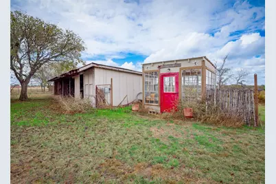 1350 County Road 414, Jonesboro, TX 76538 - Photo 33