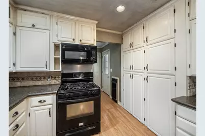 1350 County Road 414, Jonesboro, TX 76538 - Photo 11