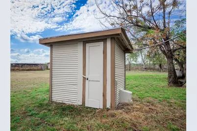 1350 County Road 414, Jonesboro, TX 76538 - Photo 29