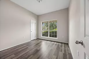 5505 Bonneville Bend, Austin, TX 78744 - Photo 5