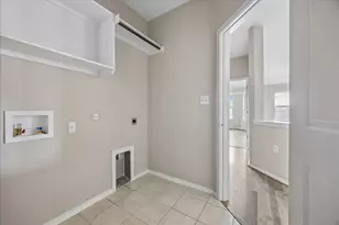 5505 Bonneville Bend, Austin, TX 78744 - Photo 9