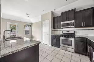 5505 Bonneville Bend, Austin, TX 78744 - Photo 3