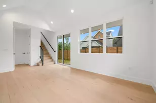 7706 Watson St, Austin, TX 78757 - Photo 5