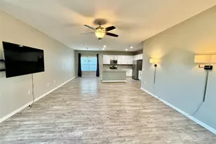 305 Rusk Bluff Ave, Leander, TX 78641 - Photo 15