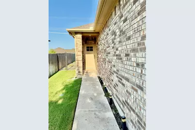 305 Rusk Bluff Avenue, Leander, TX 78641 - Photo 5