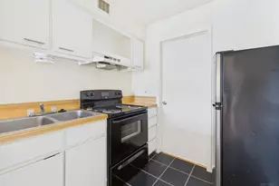 3000 Guadalupe St, Austin, TX 78705 - Photo 5