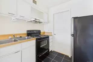 3000 Guadalupe St, Austin, TX 78705 - Photo 5