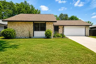 4714 Lambs Ln, Austin, TX 78744 - Photo 1