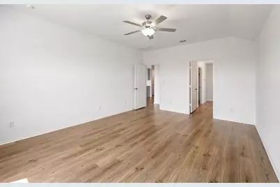 113 Golden Grove Parkway, San Marcos, TX 78666 - Photo 11