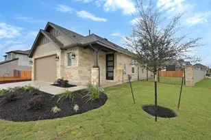 200 Dycus Bnd, Liberty Hill, TX 78642 - Photo 3