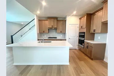 310 Young Street, Buda, TX 78610 - Photo 5