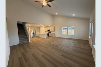 744 Universal Drive, Hutto, TX 78634 - Photo 5