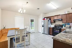 138 Talon Dr, Luling, TX 78648 - Photo 9