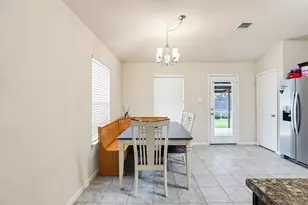 138 Talon Dr, Luling, TX 78648 - Photo 11