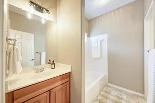 10820 Quarry Oaks Trail, Austin, TX 78717 - Photo 21