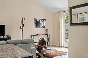 75 Pedernales St, Austin, TX 78702 - Photo 3