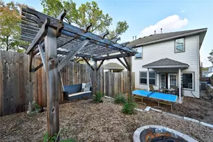 1700 Perez St, Austin, TX 78721 - Photo 25