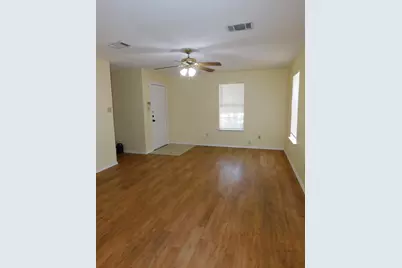 2211 Katy Lane #D, Georgetown, TX 78626 - Photo 5