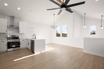 306 S Avenue P Avenue #B, Marble Falls, TX 78654 - Photo 15