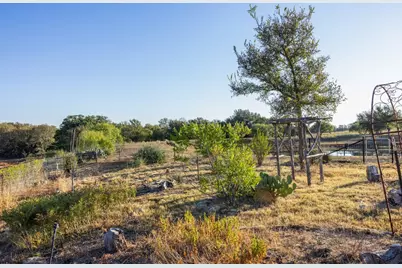 3270 Fm 671, Luling, TX 78648 - Photo 19