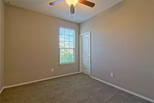 31443 Kingsway Rd, Georgetown, TX 78628 - Photo 21