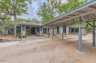 200 Woodlands Dr, Bastrop, TX 78602 - Photo 9