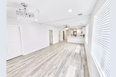 1401 W Seventh #1, Taylor, TX 76574 - Photo 9