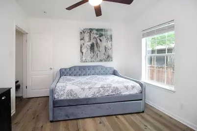 5411 Hudson Street, Austin, TX 78721 - Photo 11