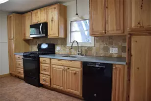 1601 S Pine St, Georgetown, TX 78626 - Photo 9