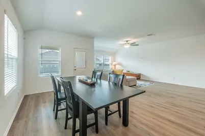 1704 Cobblecrest Lane, Leander, TX 78641 - Photo 7