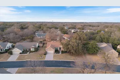 112 Lone Star Drive, Georgetown, TX 78633 - Photo 29
