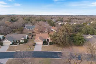 112 Lone Star Dr, Georgetown, TX 78633 - Photo 29