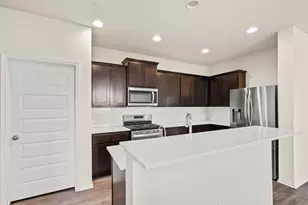 145 Goldfinch Dr, San Marcos, TX 78666 - Photo 5