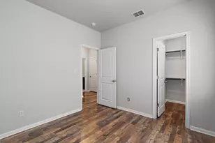 256 Pelican Bay Cir, Kyle, TX 78640 - Photo 21
