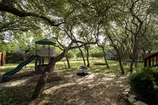 572 Big Meadow Rd, Austin, TX 78737 - Photo 27