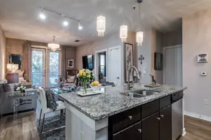 1900 Barton Springs Rd, Austin, TX 78704 - Photo 11