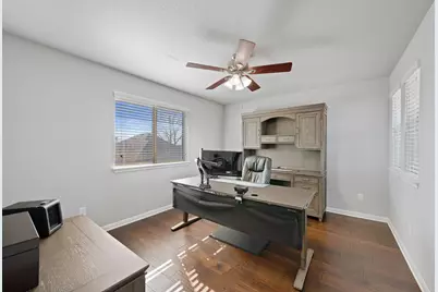 105 W Highfield Street, Hutto, TX 78634 - Photo 33