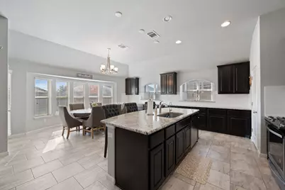 105 W Highfield Street, Hutto, TX 78634 - Photo 11