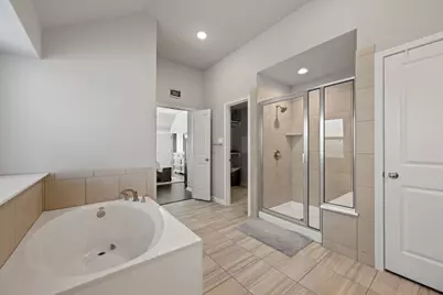 105 W Highfield Street, Hutto, TX 78634 - Photo 11
