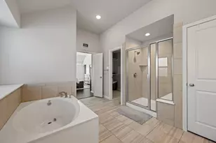 105 W Highfield St, Hutto, TX 78634 - Photo 11