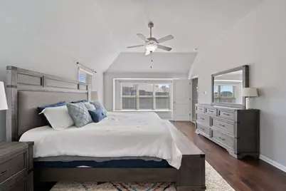 105 W Highfield Street, Hutto, TX 78634 - Photo 13
