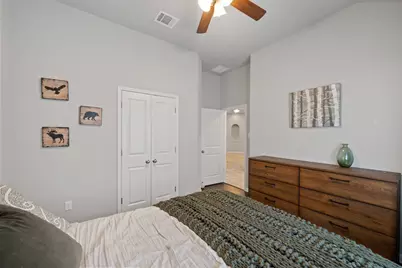 105 W Highfield Street, Hutto, TX 78634 - Photo 21