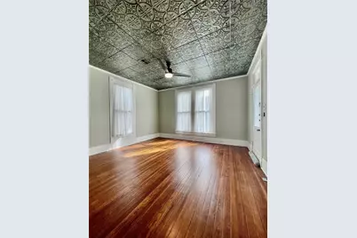 908 W Hopkins Street, San Marcos, TX 78666 - Photo 3