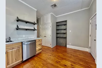 908 W Hopkins Street, San Marcos, TX 78666 - Photo 15