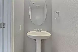 5913 Silver Screen Dr, Austin, TX 78747 - Photo 13