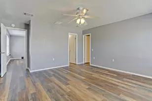 5913 Silver Screen Dr, Austin, TX 78747 - Photo 15