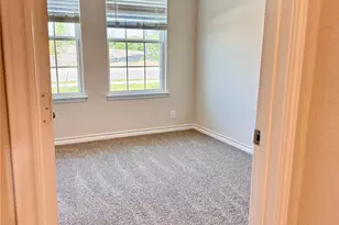 204 Steele Harbor St, Cibolo, TX 78108 - Photo 9